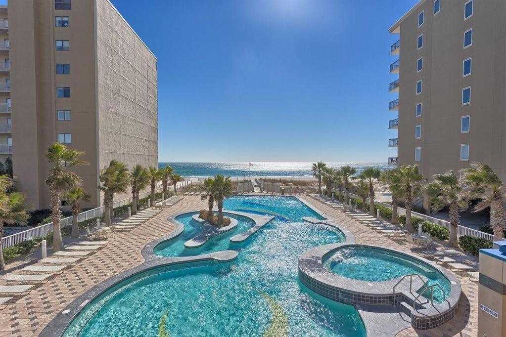 Crystal Tower~beach Combers *